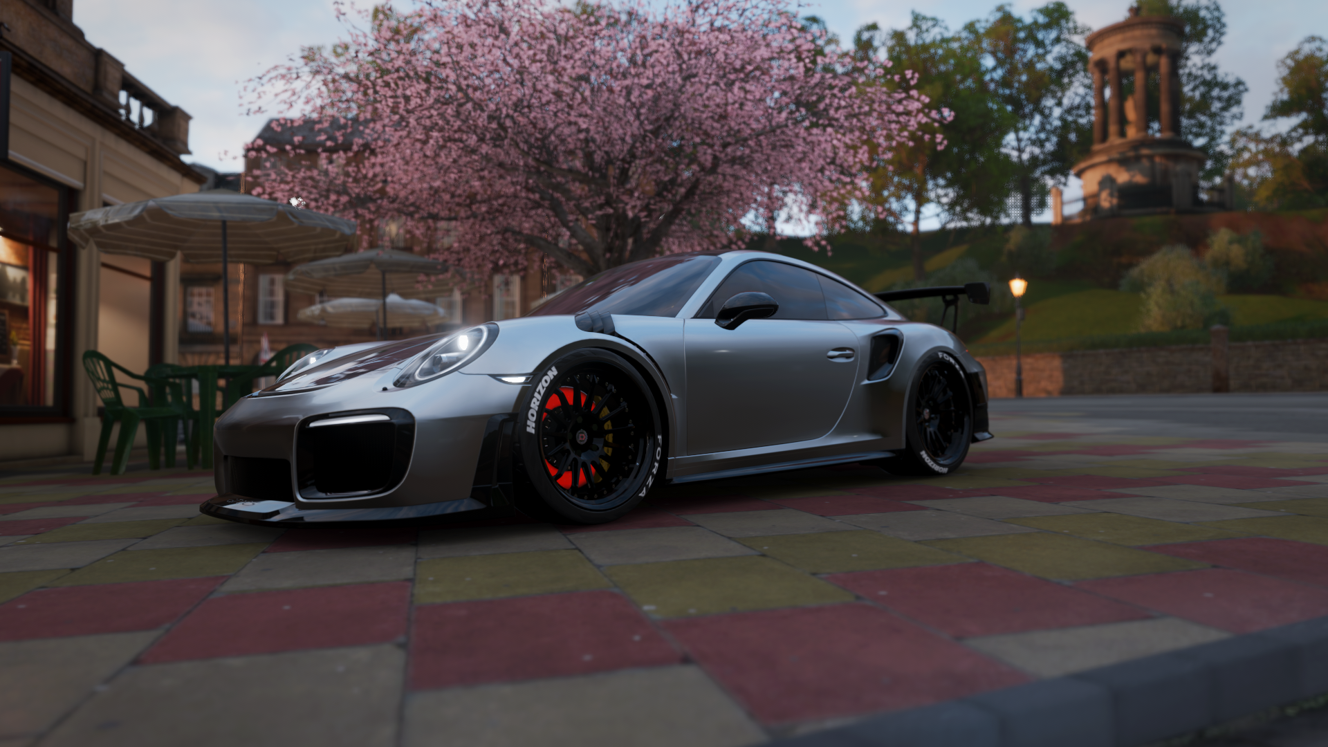 “电动冲浪:马鞍山赛场掀起水上竞技的新高潮”