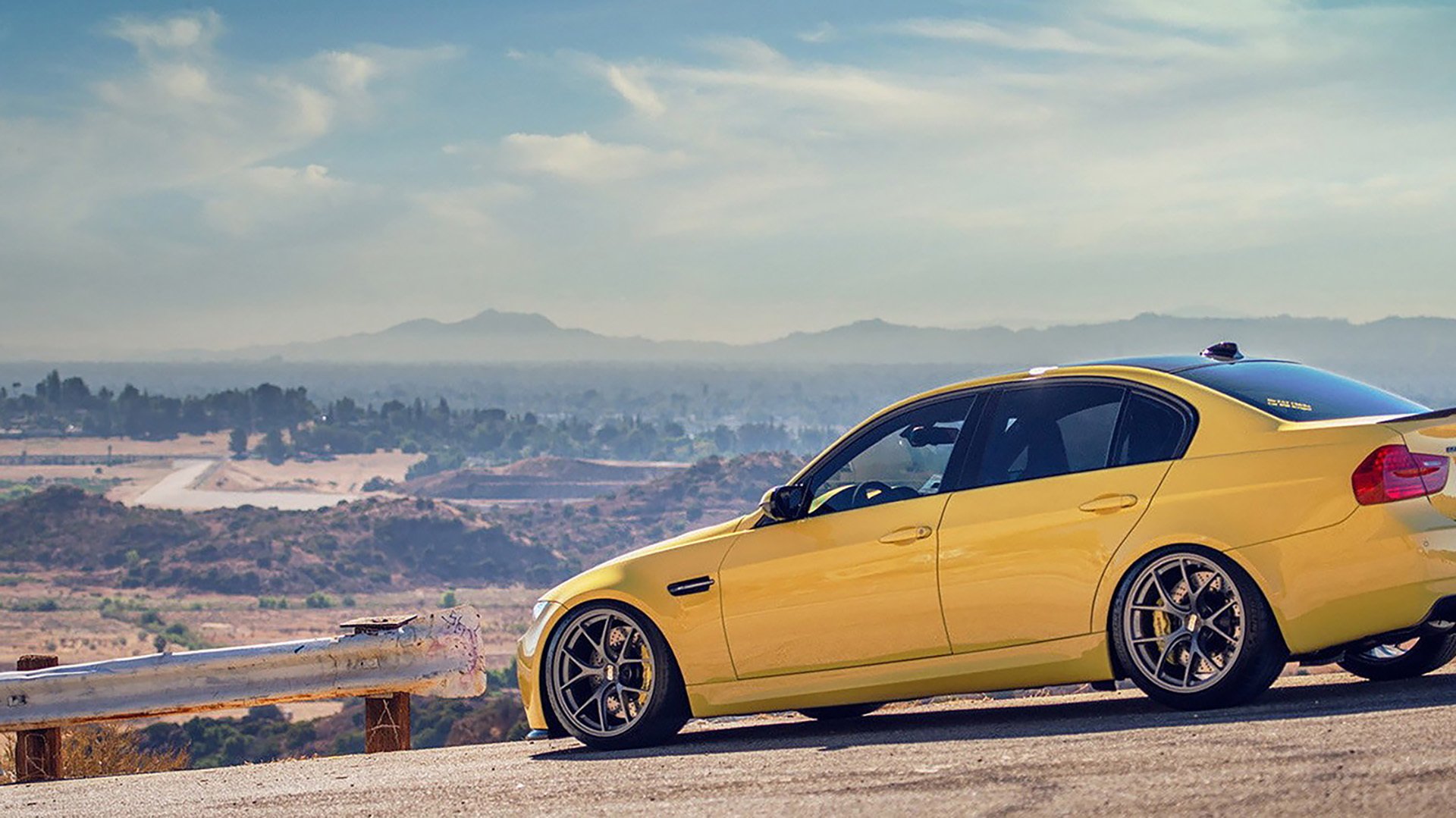 拜仁球员技术细腻,对抗冷静,拜仁主力队员